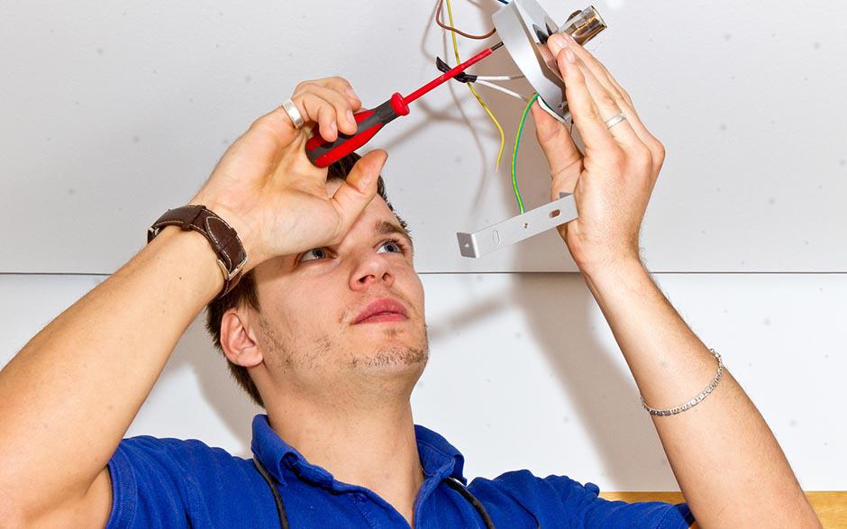 électricien maintenance Saint-Nom-la-Bretèche
